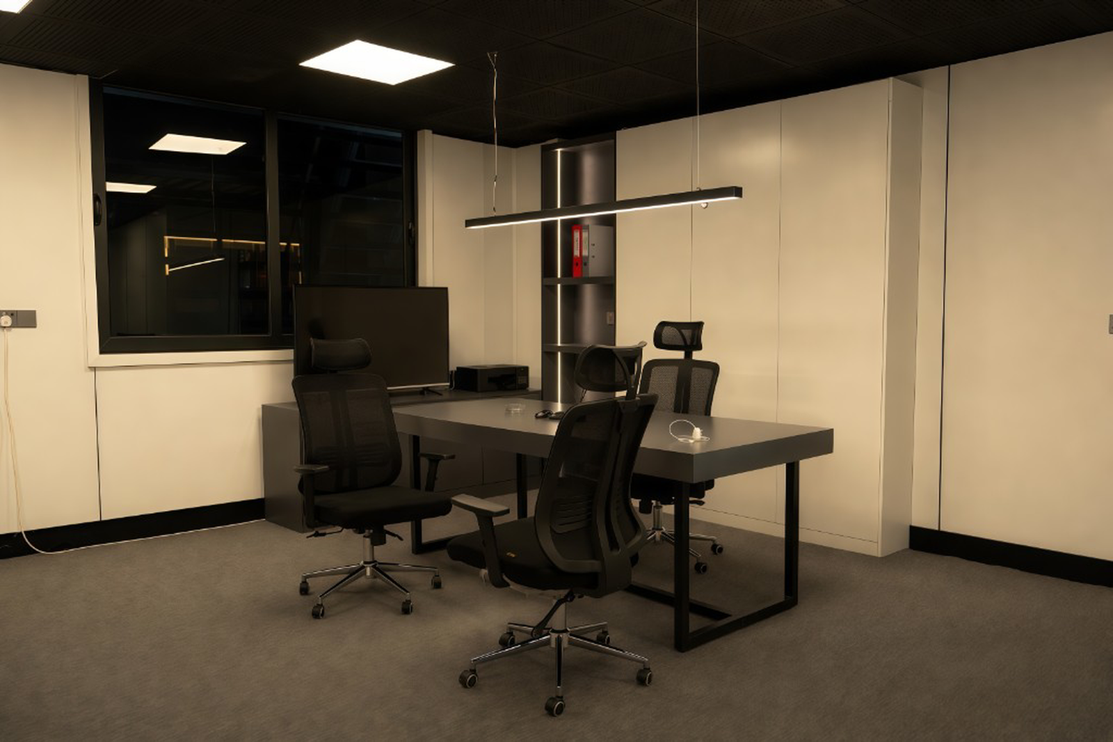 Interior design for hybrid work models